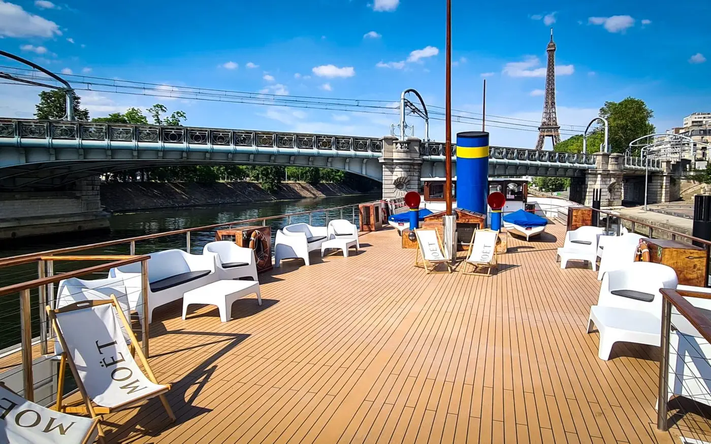 La Péniche de Cleo, Paris