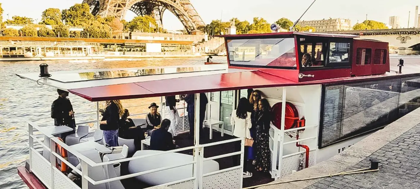 La Péniche de Dana, Paris