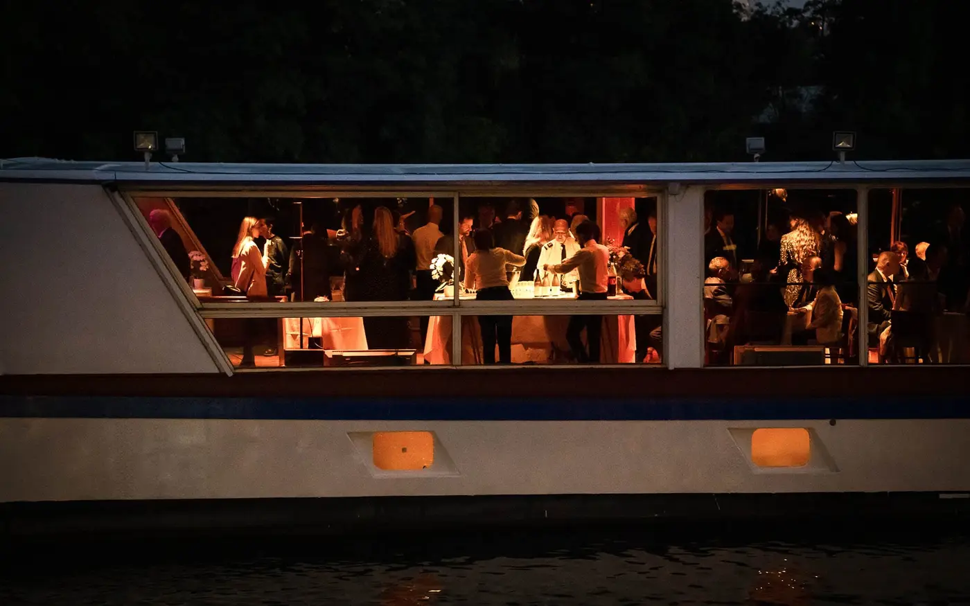 La Péniche de Doriane, péniche navigante sur la Seine, Paris, jusqu'à 110 personnes — photo 4