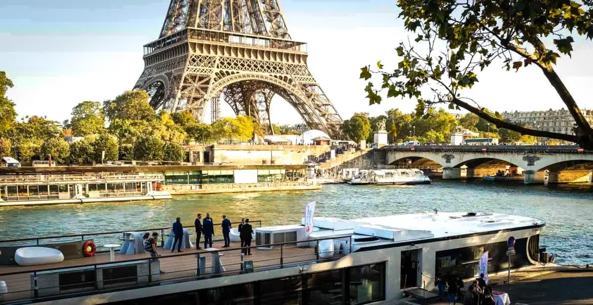 La Péniche de Marine, péniche navigante sur la Seine, Paris, jusqu'à 400 personnes — photo 4