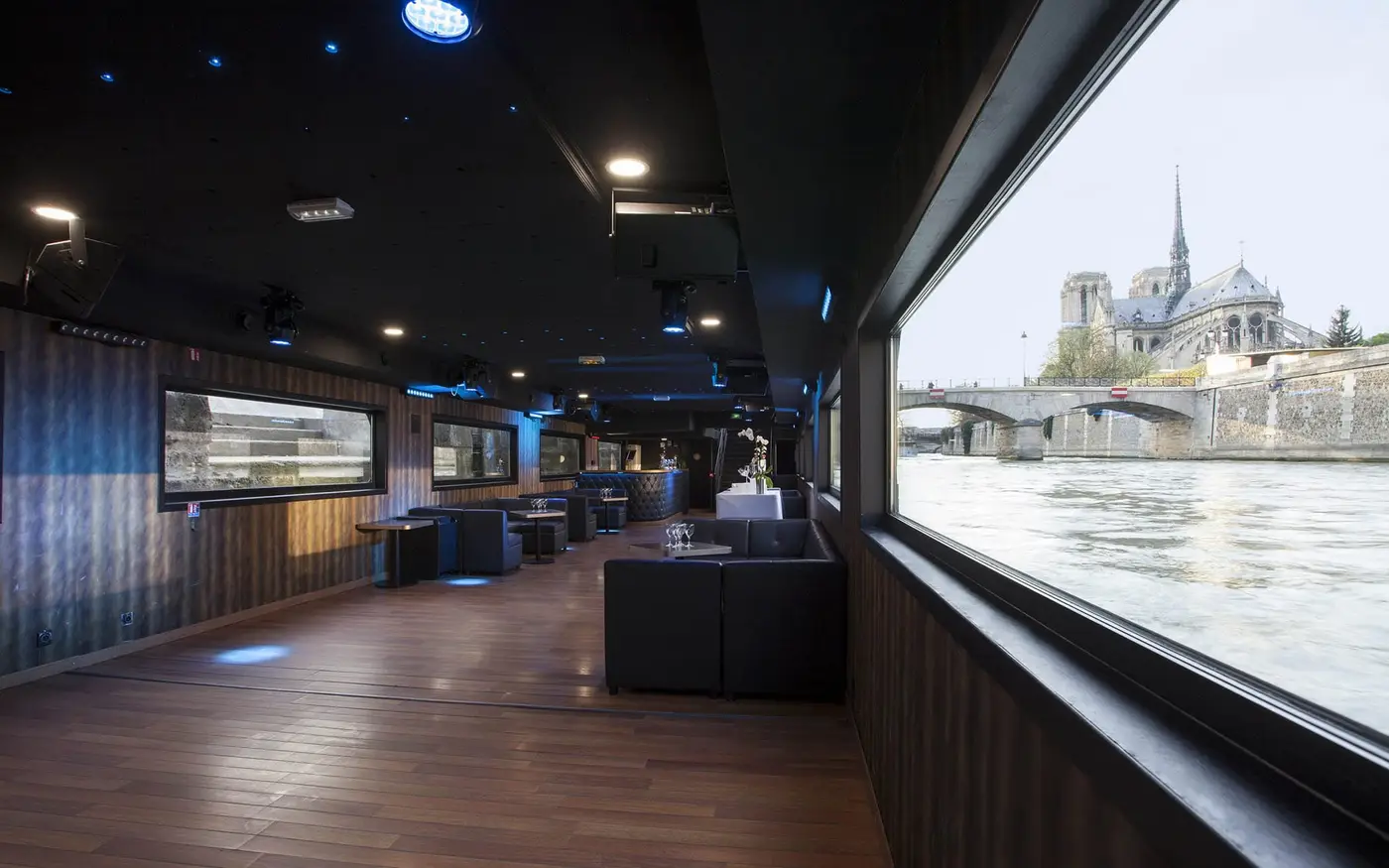 La Péniche de Matthieu, péniche à quai, Paris 5e, jusqu'à 250 personnes — photo 3