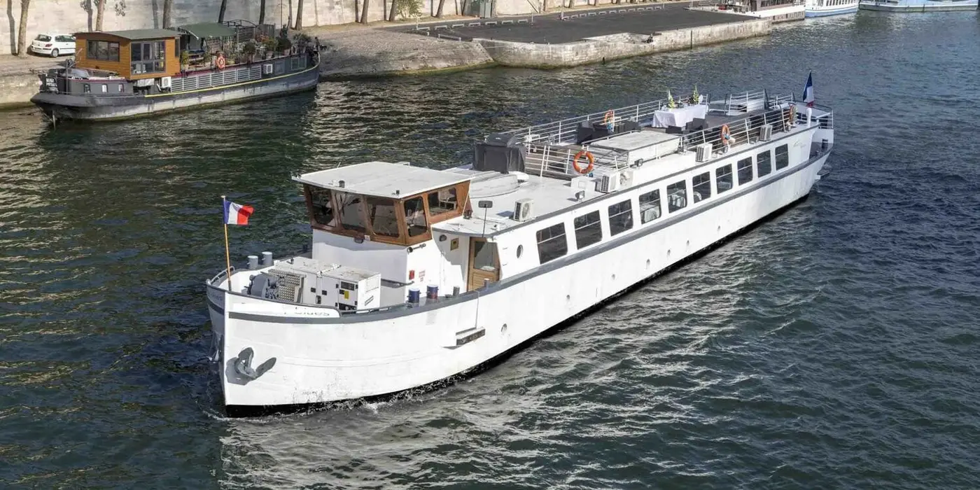 La Péniche de Melissa, Paris