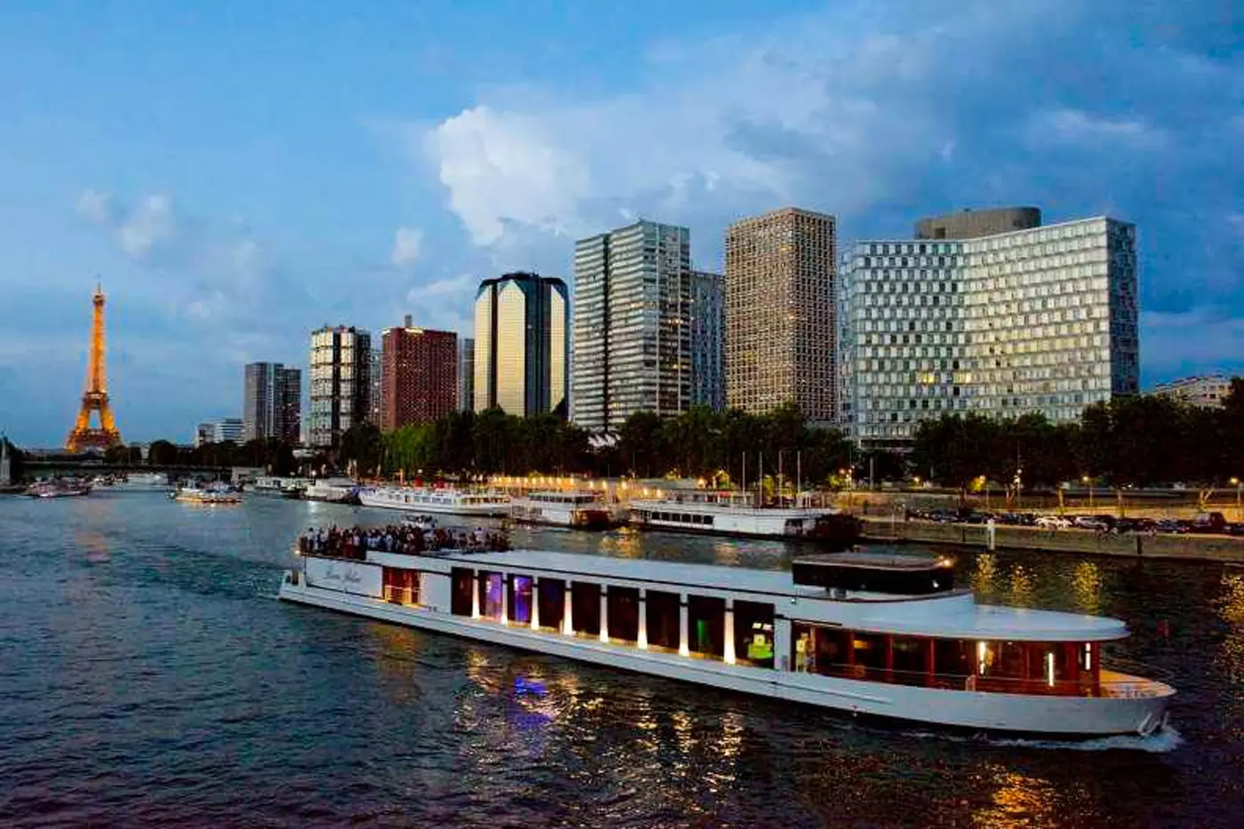 La Péniche de Rim, péniche navigante sur la Seine, Paris, jusqu'à 230 personnes — photo 4